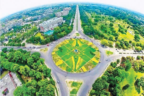 Dehradun to Chandigarh Taxi Service